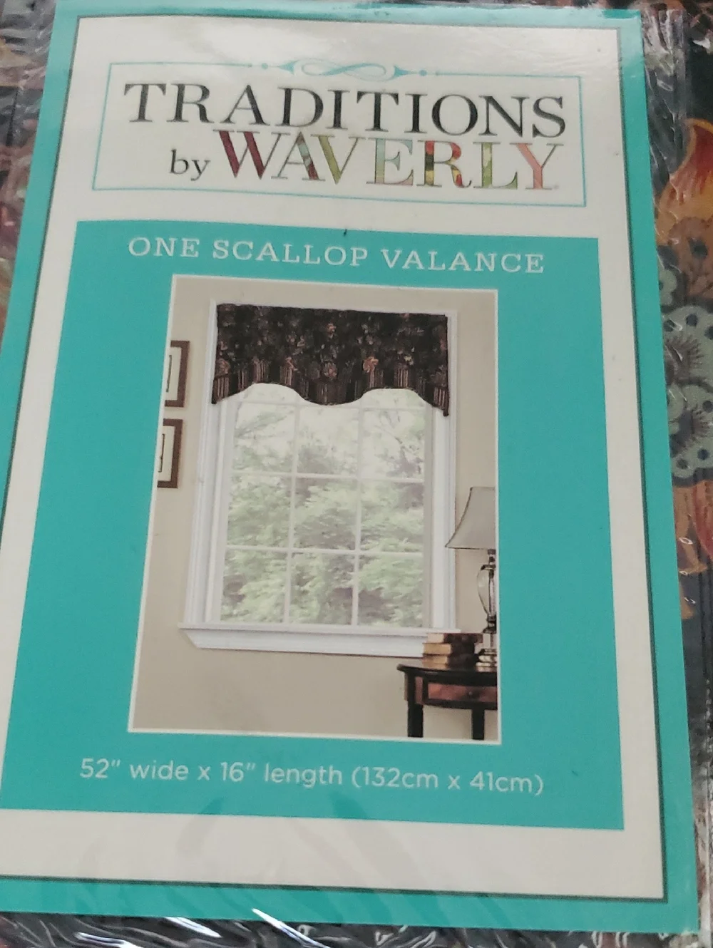 NEW Waverly Scalloped Window Valance Navarra-Onyx. 52